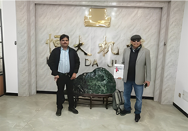 The Indian customer visited the manufacturer of the Rapid Impact Compactor
