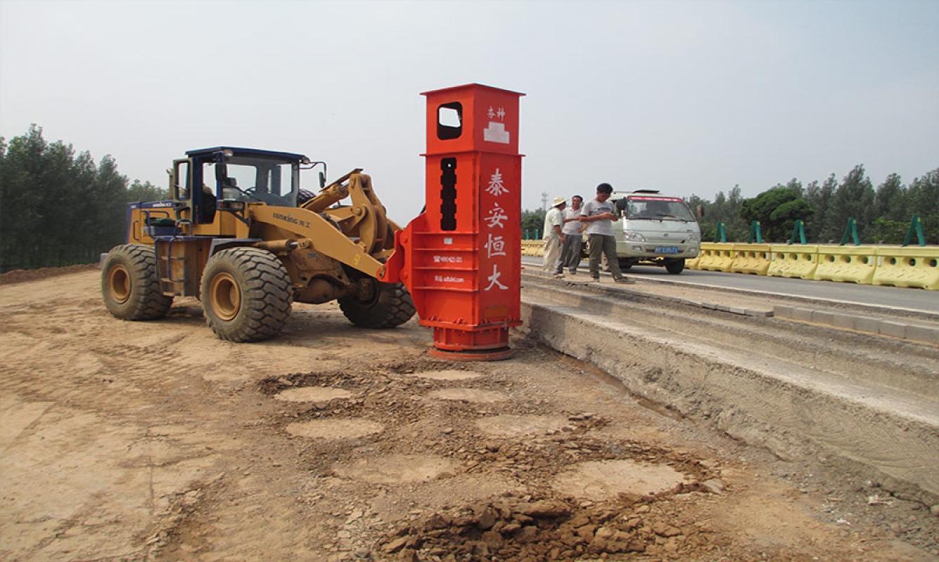 Application of Rammer in Guangzhou West Second Ring Highway