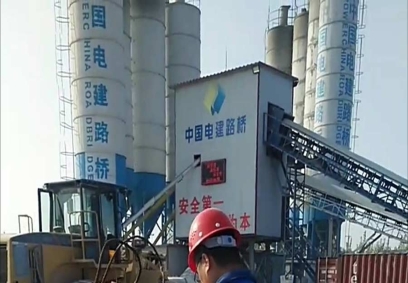 Rapid impact compactor used in a plant foundation compaction project of China Electric Construction Road & Bridge.