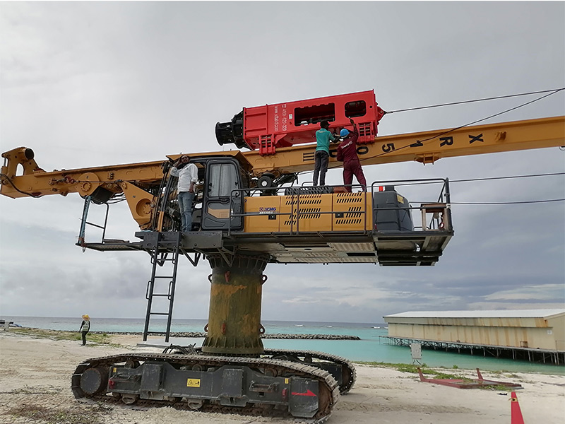 hydraulic piling hammer